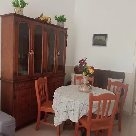 Apartment Luna Mari' *